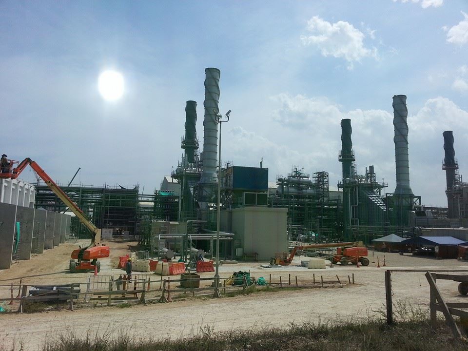 Complejo Industrial y Refinería en Cartagena — Mamonal